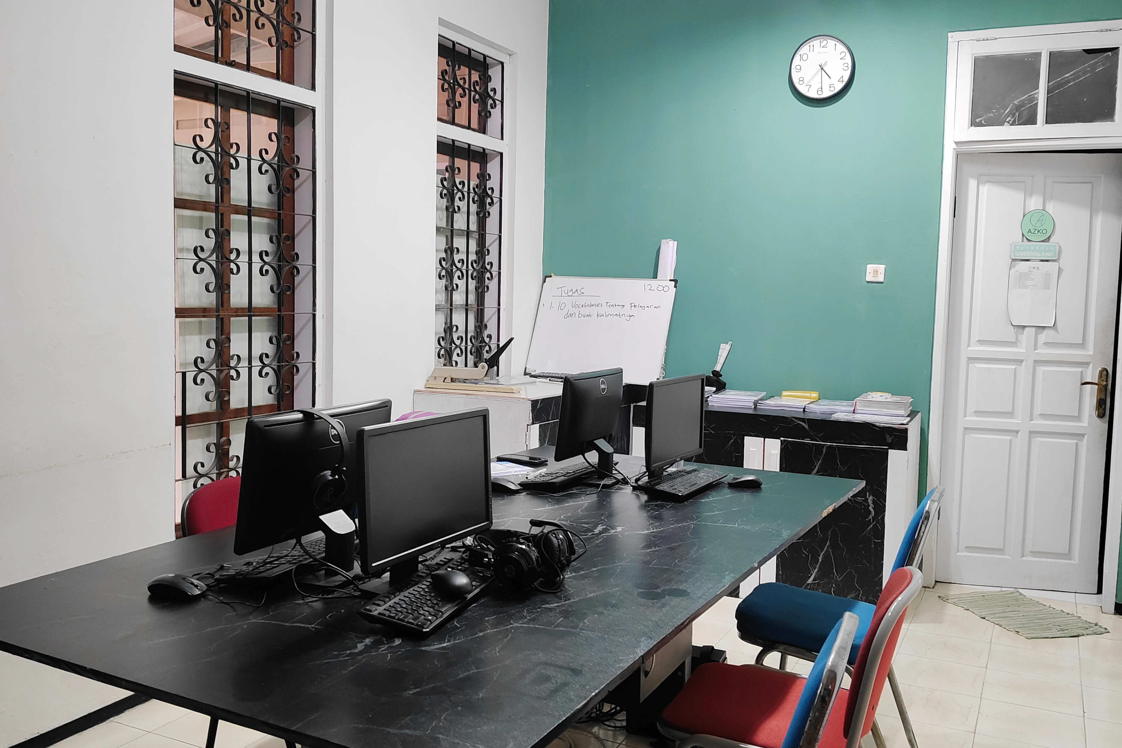 Ruang Komputer B